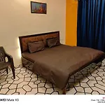Kashi Yatra Guest House