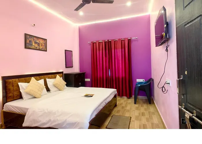 Kashi Yatra Guest House